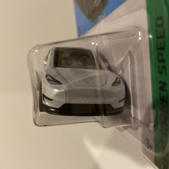 Hot wheels Tesla Model Y - Picture 3 of 5